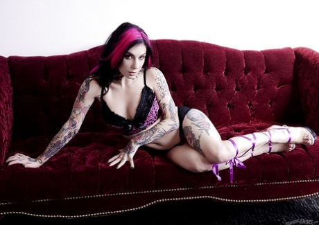 Joanna Angel desnudos estrella porno imágenes