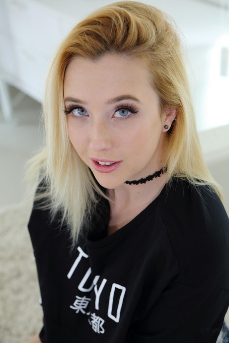 Samantha Rone modelo de alta definición archivo